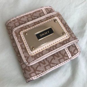 DKNY women's bifold wallet